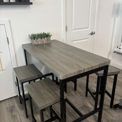 Table And Chairs 