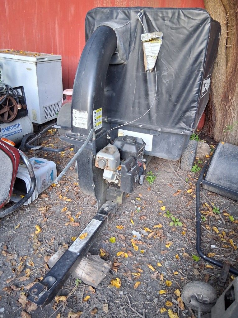 Leaf Vac Lawn Vacuum