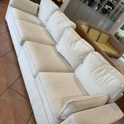 Elegant Sofa 4 Seater Couch with storage very good condition 