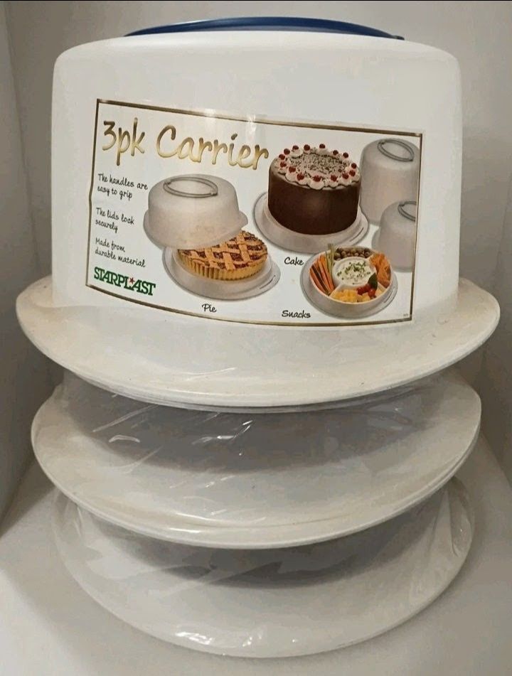 Tupperware Stacking Pie & Cake Carrier Set With Lids Locking 3pc Carrier