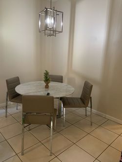 Marble round table