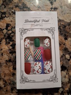 Beautiful Nail Christmas Press-On Nail Set