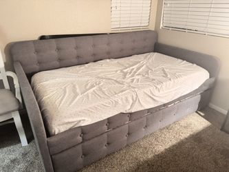 Daybed With Two Mattresses