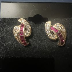 Women’s Ruby Earring 