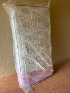 Mattresses: twin, full , queen regular , Colchon Nuevo Colchones plush or pillow top available cama bed mattress