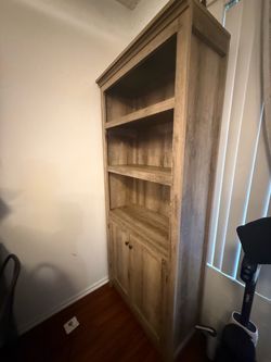 Storage cabinet