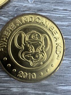Chuck E Cheese Coin2010 $1 piece