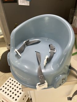 Dream Gro Baby Booster Seat