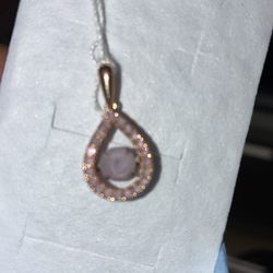 10k Tear Drop Pendant