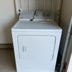 Whirlpool 7 cu ft Gas Dryer 