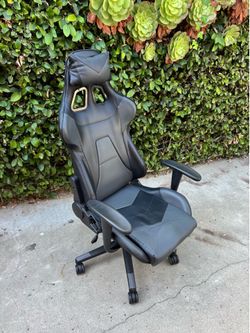Black Gamer / Office Chair