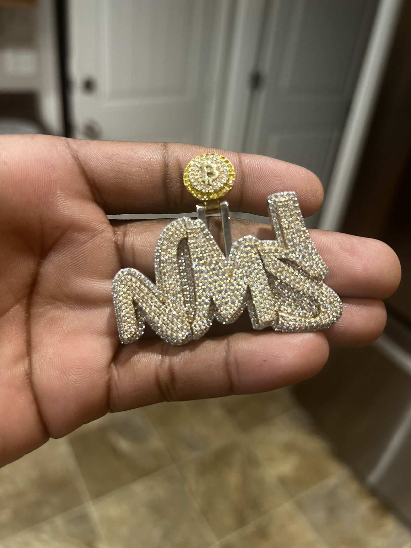 VVS Custom Iced Out Pendant