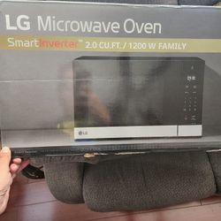 LG Microwave NEW