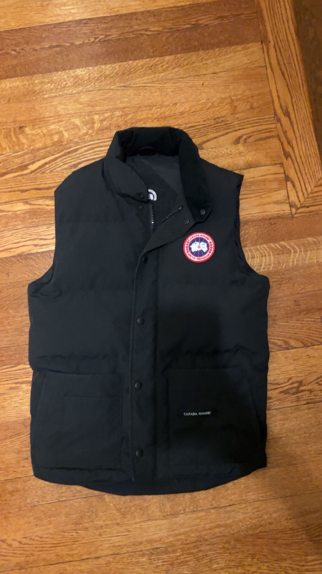 Canadá Goose Best Size XS-(can Also Fit Slim S)