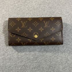 Sarah wallet