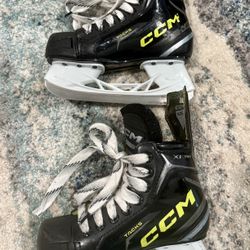 CCM Tacks XF80 Ice Hockey Skates - Youth size 12.5