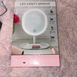 LED LIGHT VANITY MIRROR 
