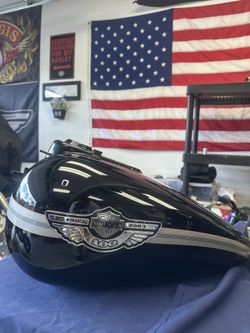 Harley Dyna Gas Tank