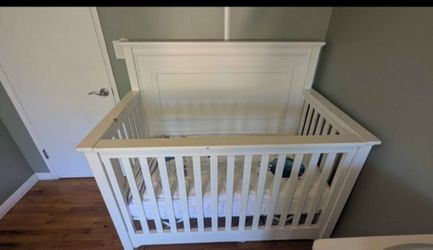 Crib, mattress, sheets