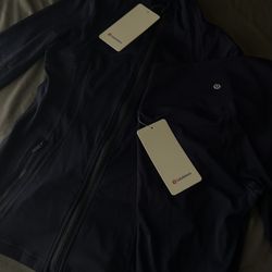 Navy blue lululemon define jacket set size 6