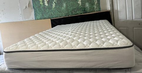 Queen Size Mattress (Colchón Queen Size)