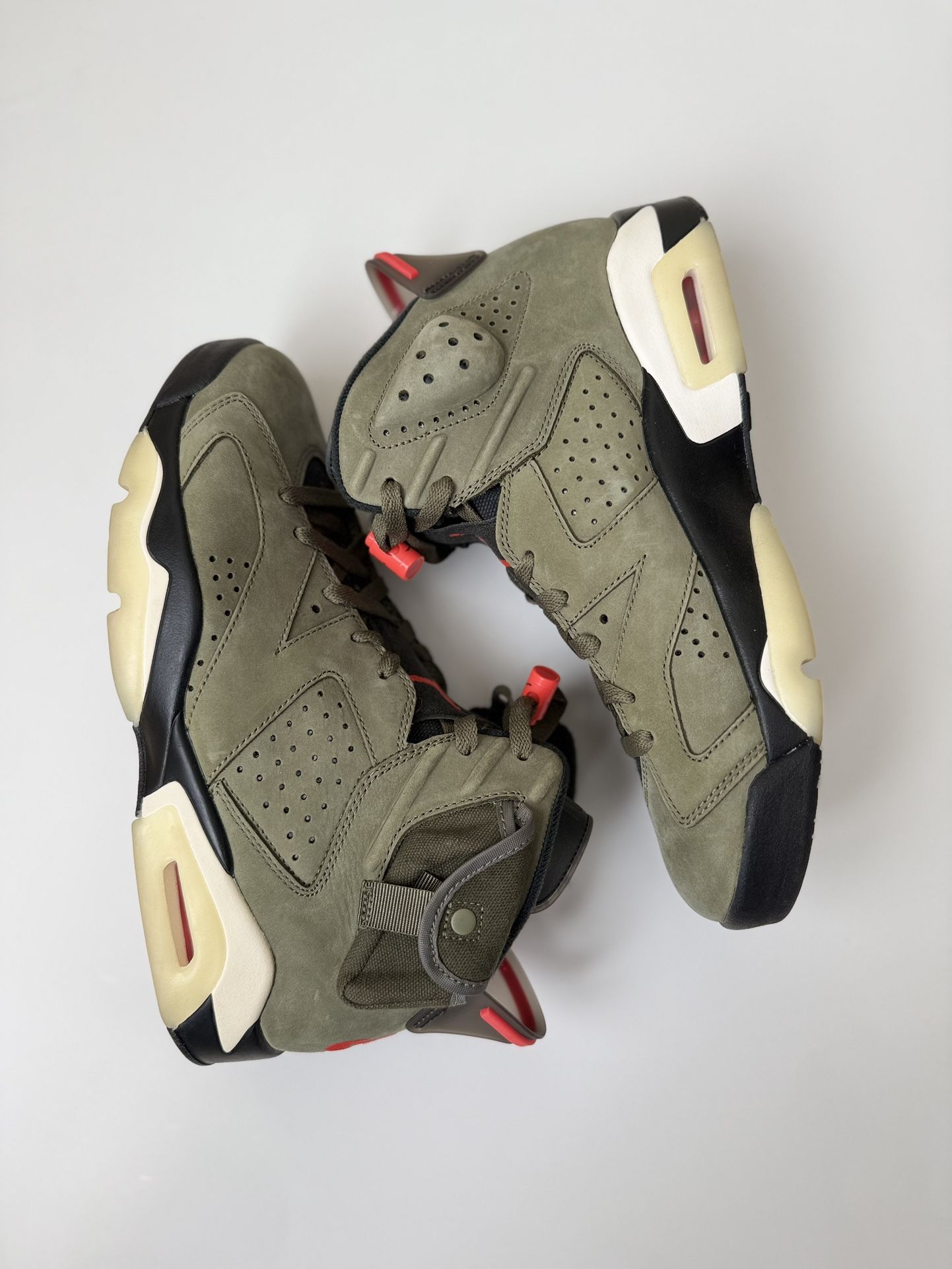Jordan Travis Scott 6 Size 9.5