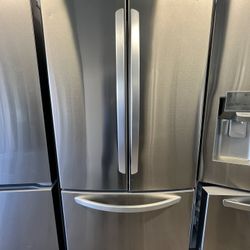 Refrigerator 