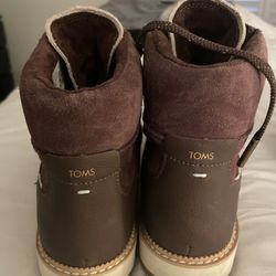 TOMS Boots (Woman 7)