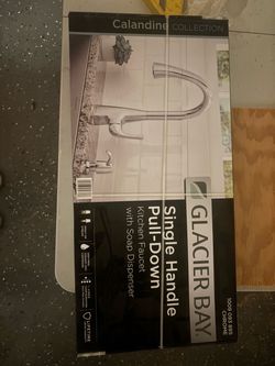 NEW Glacier Bay Calandine Pull-Down Kitchen Faucet + Soap Dispenser – Chrome