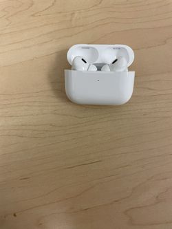 Apple Airpods Pro 2’s (Lightning Charging Case)