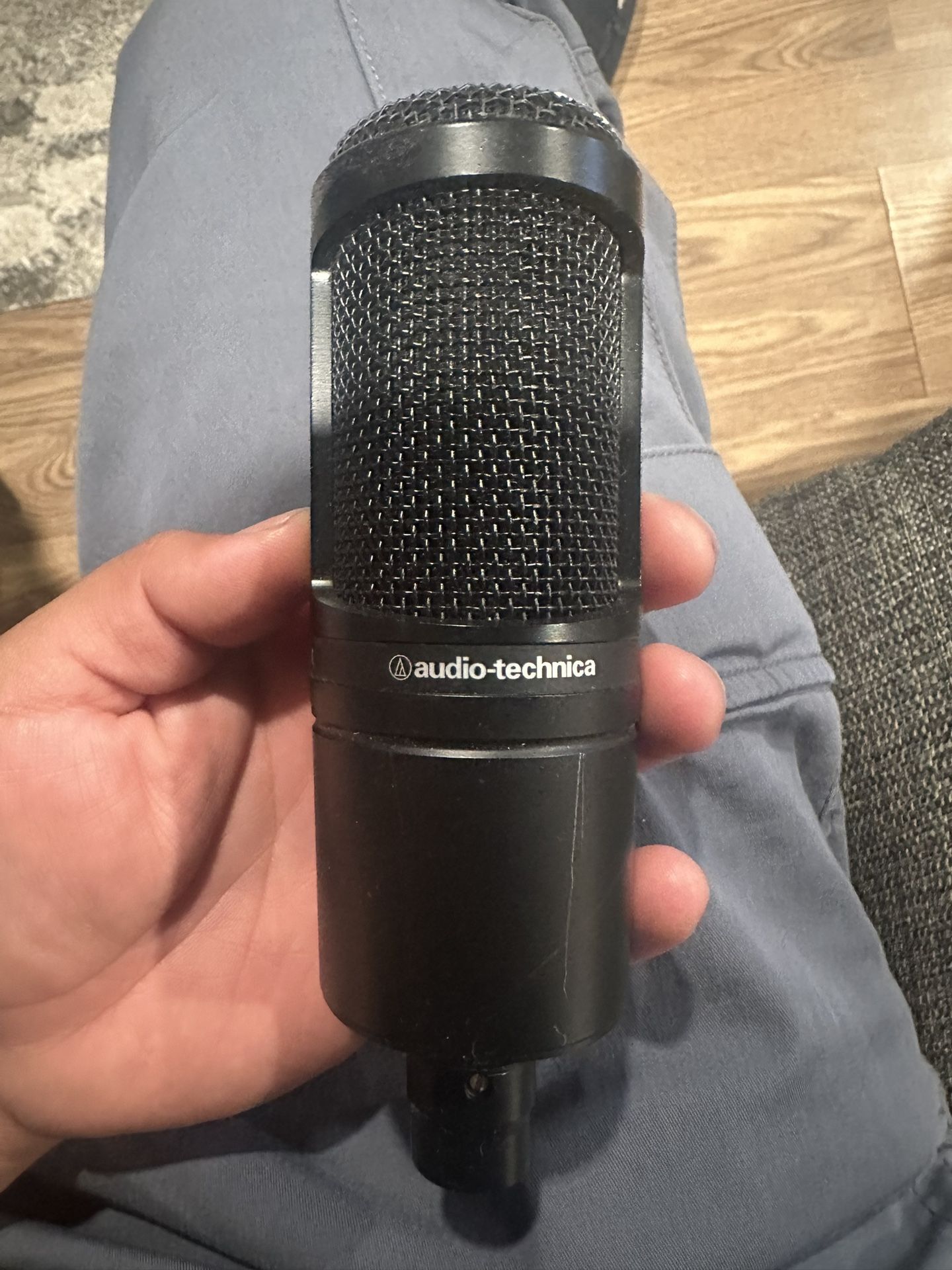 AUDIO-TECHNICA AT2020