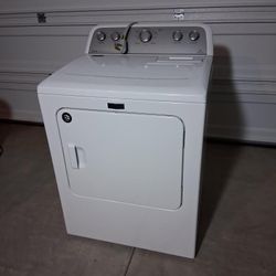 Maytag Bravos Electric 240 Volt Dryer NOT GAS Excellent Working Condition