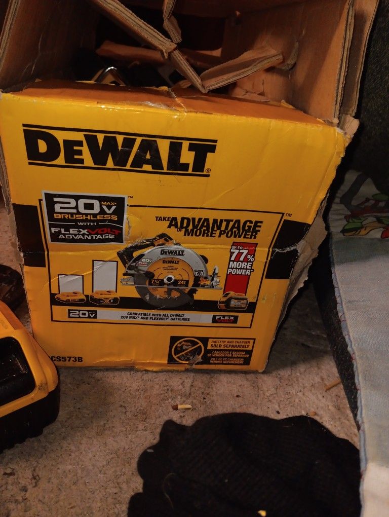 Flex Dewalt Skill Saw 