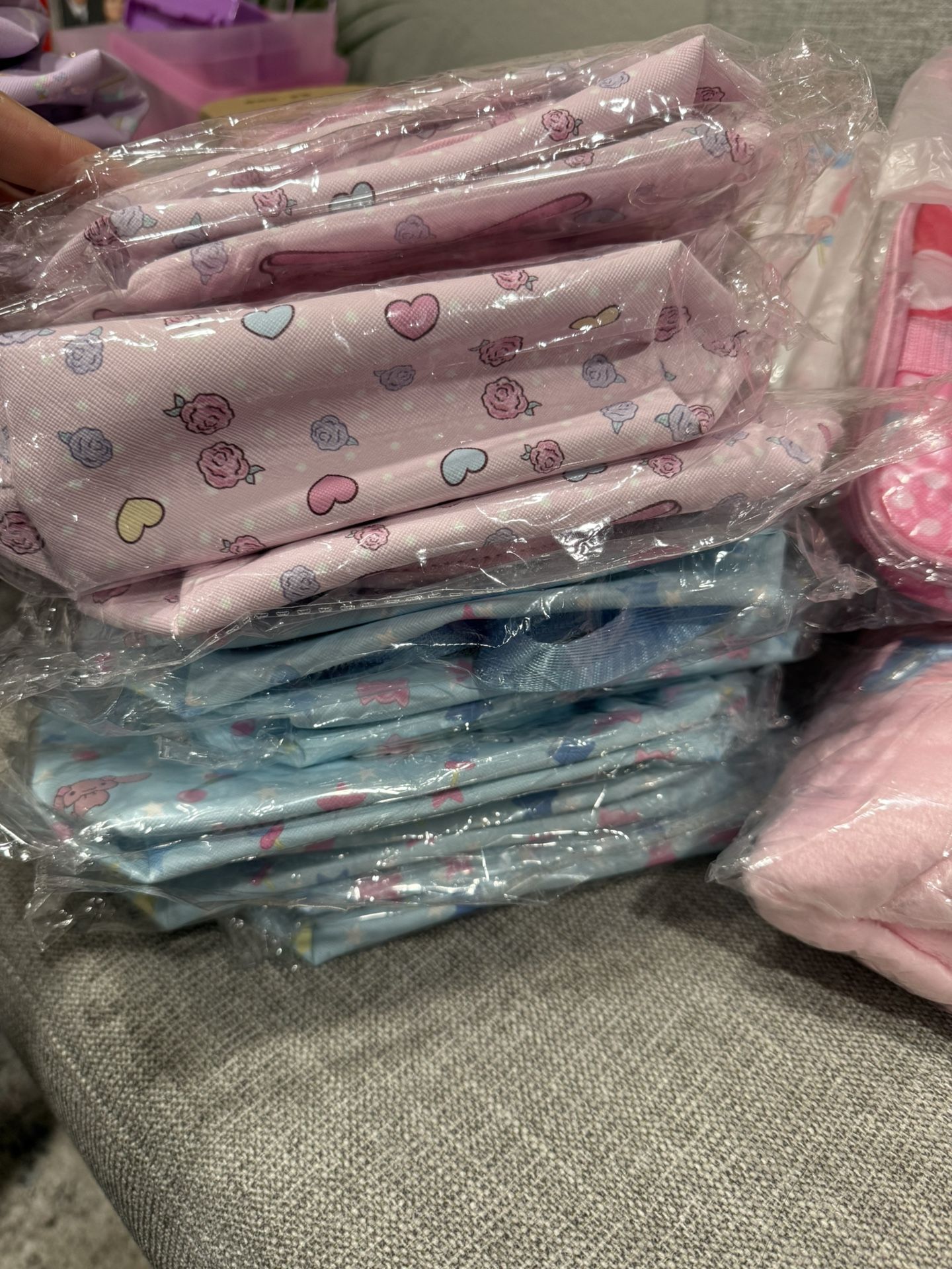 5 Bolsas De Hello Kitty Y 5 De Cinamoroll Con Doble Agarradera