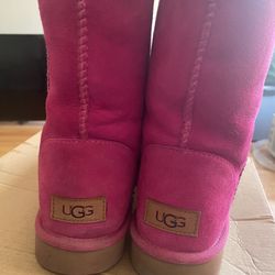 Women’s Pink Ugg Boots 