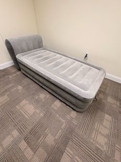 Twin Raised Air Mattress with Headboard