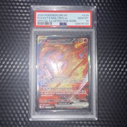 Team Rocket's Moltres ex 229/182 Sv10: Destined Rivals Holo