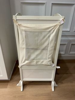 Martha Stewart Foldable Kitchen Helper/Stool For Children/Kids