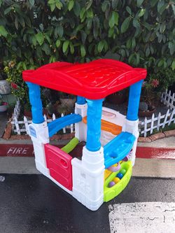 Kids Play House. 