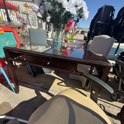 Desk $20