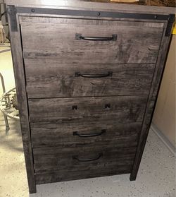 5 Drawer Dresser