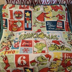 NEW GRINCH BLANKET