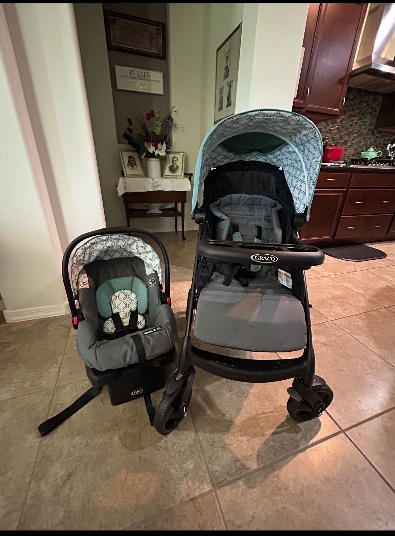 ON SPECIAL!!! $95.00: Graco Verb Travel System | Includes Verb Stroller And Infant Car Seat