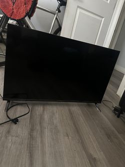 Insignia 32’ Smart TV