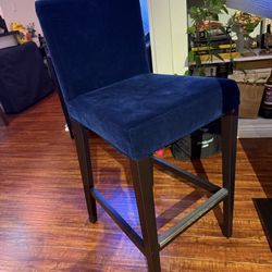 Bar Stools (2x)