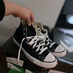 Converse High Top Men Size 9 Women 11