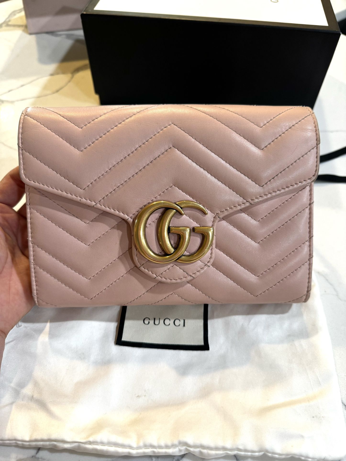 Authentic Pink Gucci Wallet On Chain