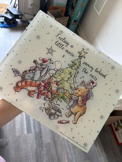 Disney- Winnie The Pooh Cutting Board 
