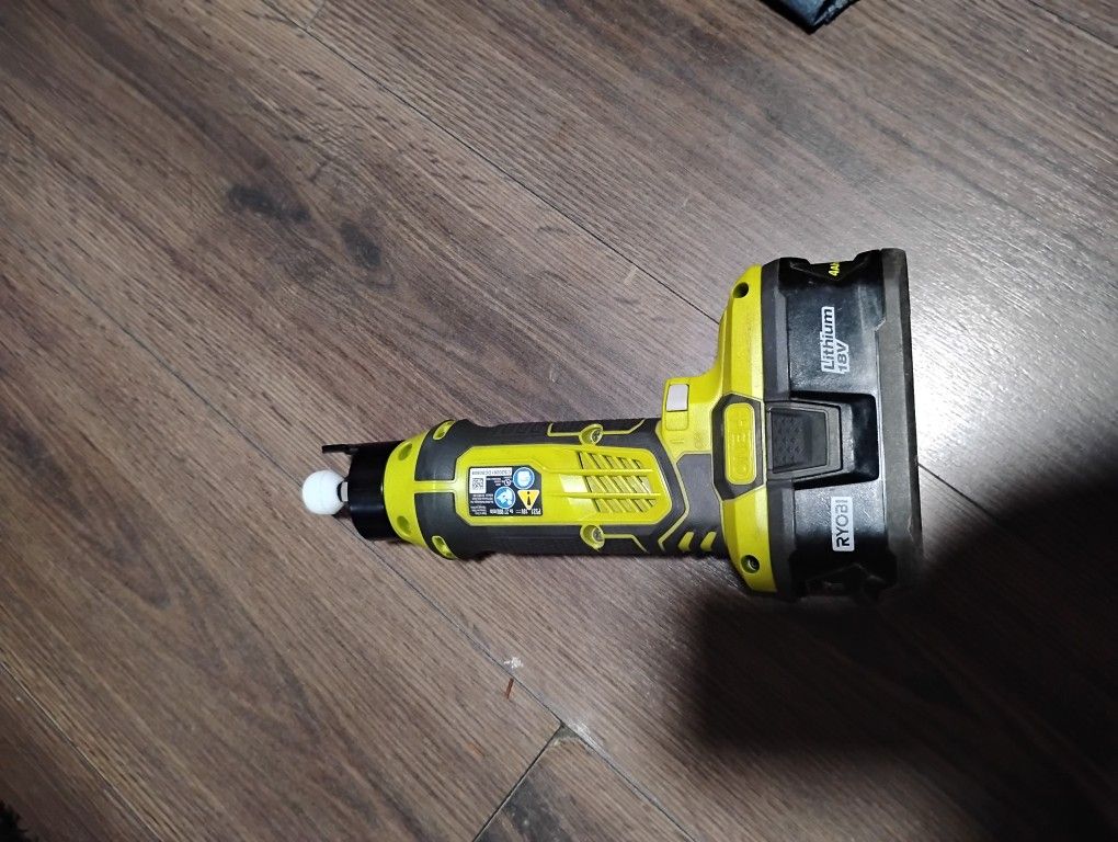 Ryobi 18v One Saw Cutter