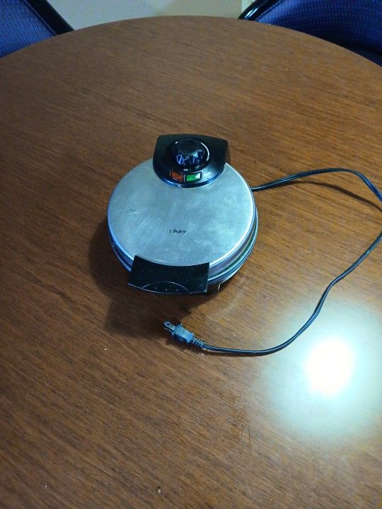 Waffle Maker 